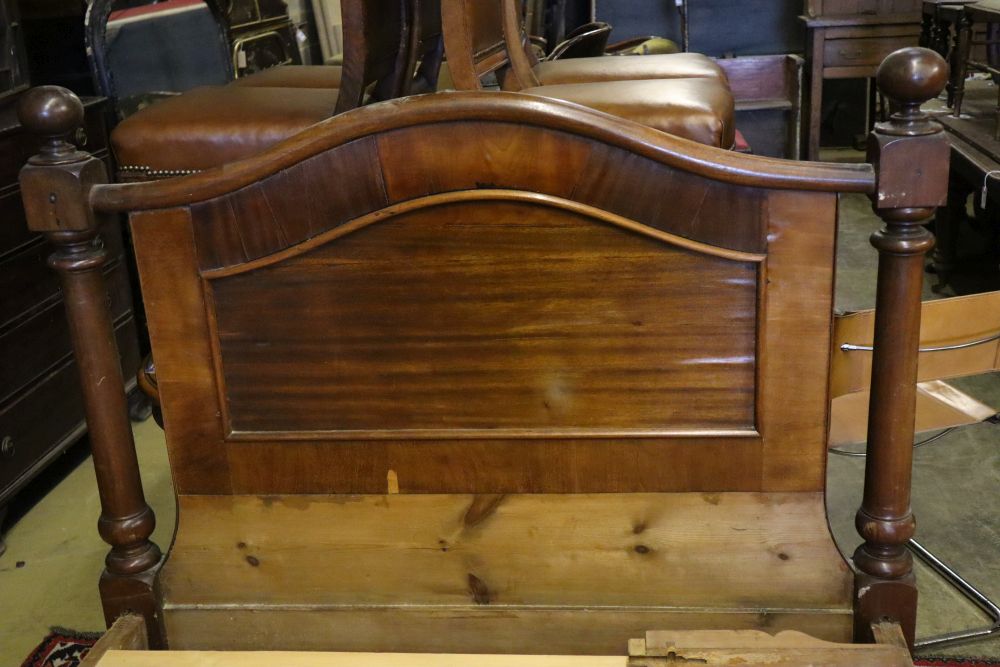 A Victorian mahogany three quarter size head and foot bedstead, width 137cm